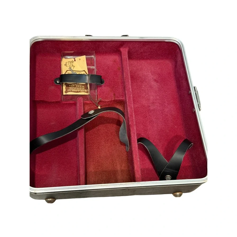 Vintage Excutair‎ 737 Portable Trav-l-Bar Set Travel Kit with Key